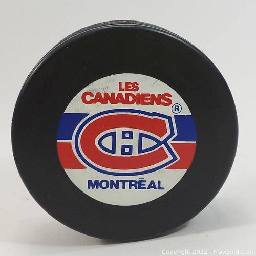 Vintage Hockey Puck Montreal Canadiens (1 of 3)
