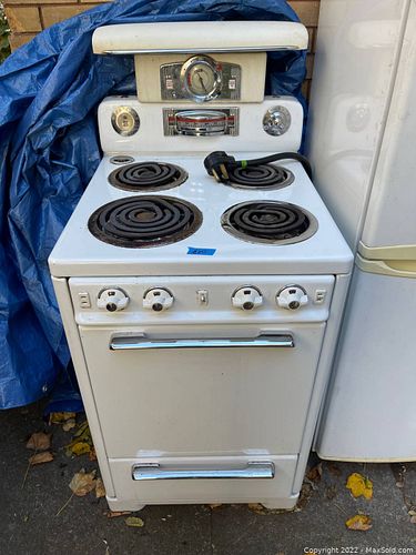 Lot #252 (1 of 5)