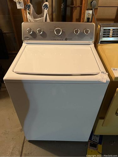 Lot #263 (1 of 6)