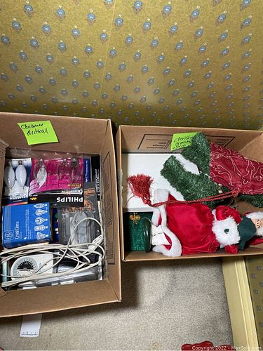 Lot #606 (1 of 12)