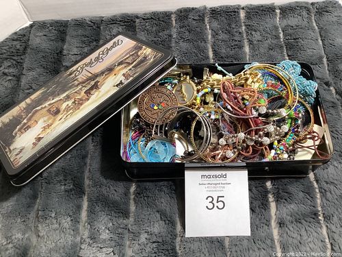 Lot #35 (1 of 6)