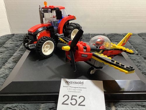 Lot #252 (1 of 4)