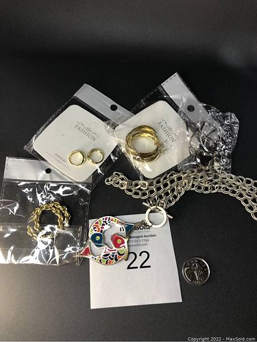 Lot #22 (1 of 3)