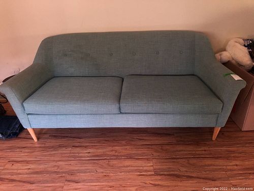 Lot #134 (1 of 12)