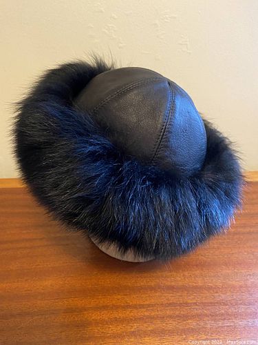 Lot #81 (1 of 6)