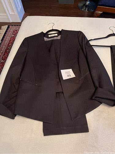 Lot #49 (1 of 20)