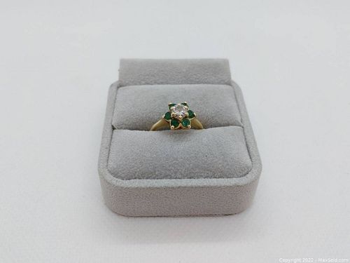 14k Yellow Gold Diamond And Emerald Ring (1 of 7)