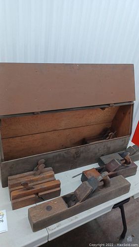 Lot #270 (1 of 9)