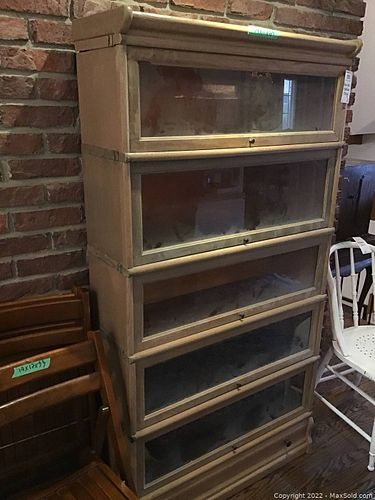 Lot #55 (1 of 8)