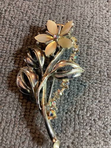 Lot #63 (1 of 6)