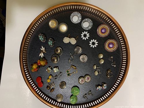Lot #61 (1 of 20)