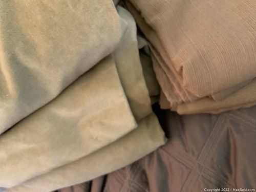 Lot #170 (1 of 6)