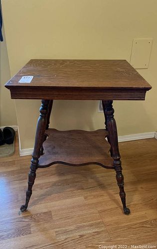 Lot #477 (1 of 8)