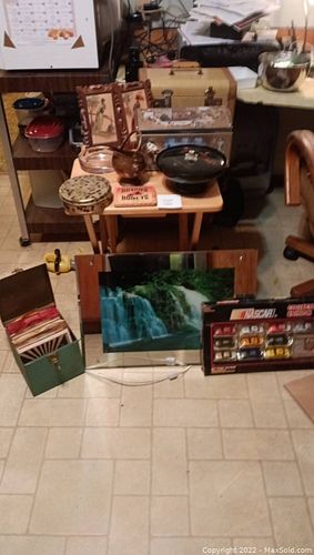 Lot #147 (1 of 6)