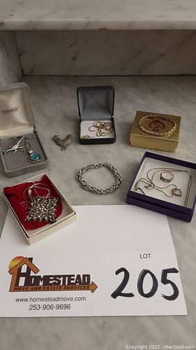 Lot #205 (1 of 16)
