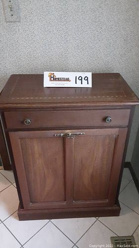 Lot #199 (1 of 6)