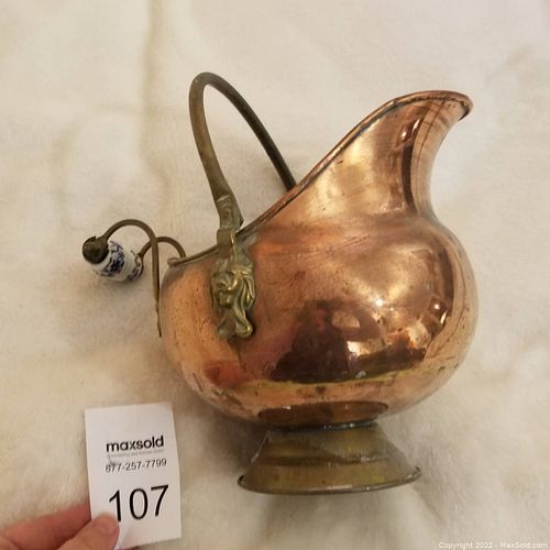 Lot #107 (1 of 8)