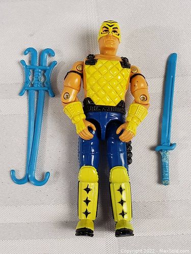 Lot #109 (1 of 11)