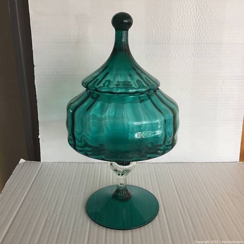 Lot #301 (1 of 6)