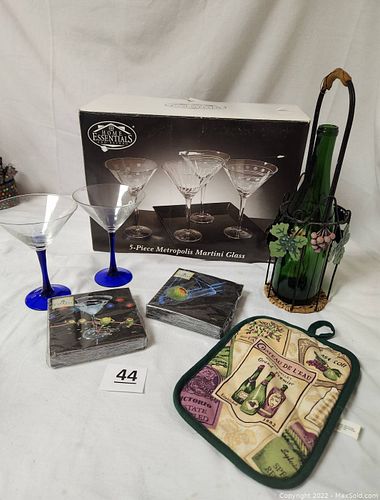Lot #44 (1 of 7)