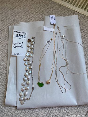 Lot #281 (1 of 8)