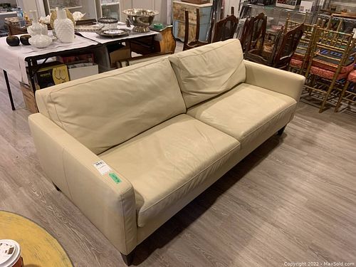 Lot #385 (1 of 15)