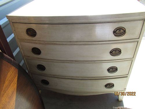 Lot #130 (1 of 4)