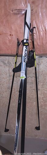 Lot #933 (1 of 6)