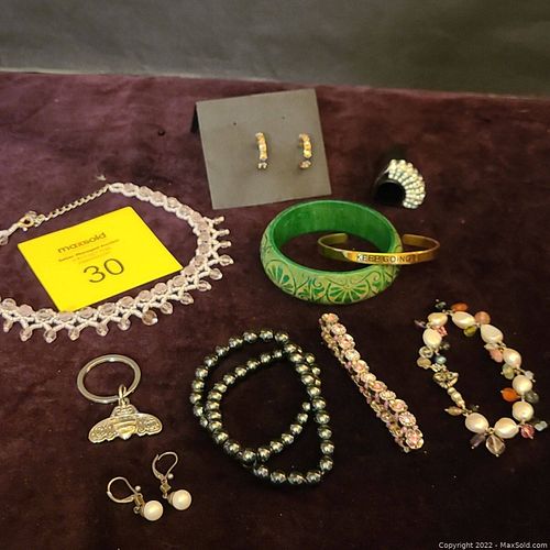 Lot #30 (1 of 15)
