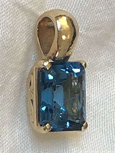 Lot #328 (1 of 8)