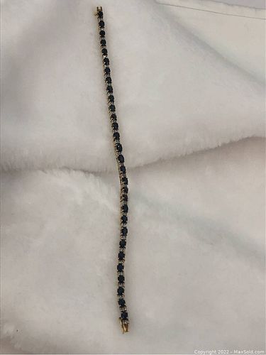 Lot #198 (1 of 11)