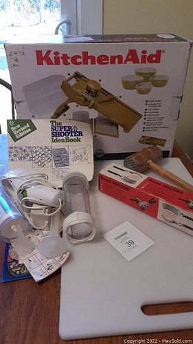 Lot #39 (1 of 7)