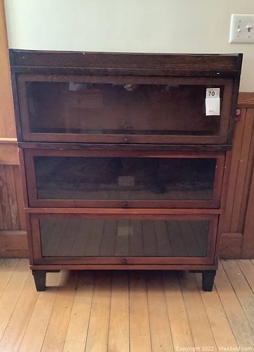 Lot #70 (1 of 12)