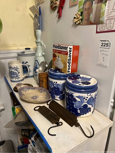 Lot #225 (1 of 11)