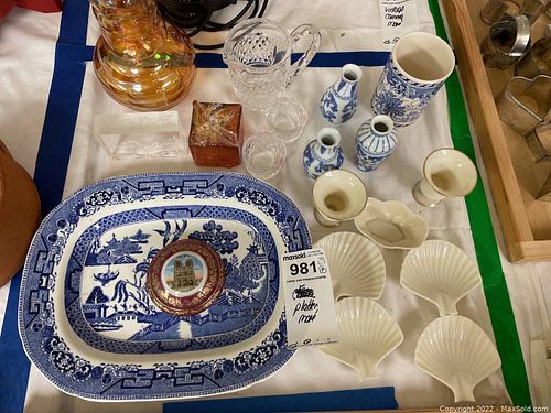 Lot #981 (1 of 18)