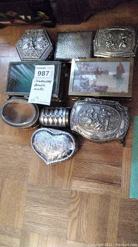Lot #987 (1 of 19)