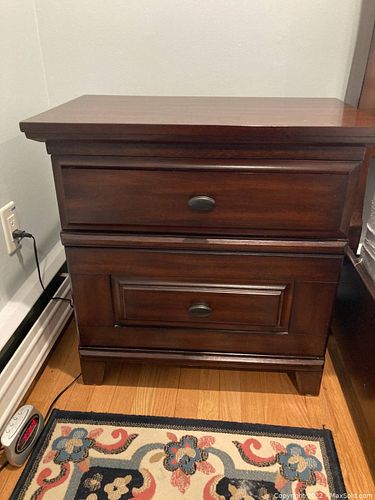 Lot #376 (1 of 5)