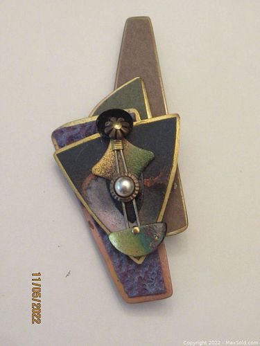 Lot #216 (1 of 4)