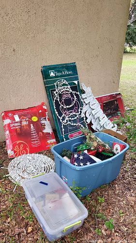 Lot #52 (1 of 11)