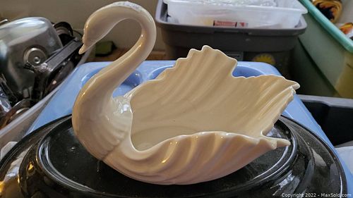Lot #89 (1 of 8)