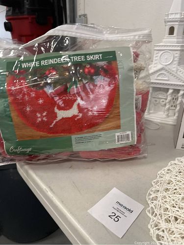 Lot #25 (1 of 9)
