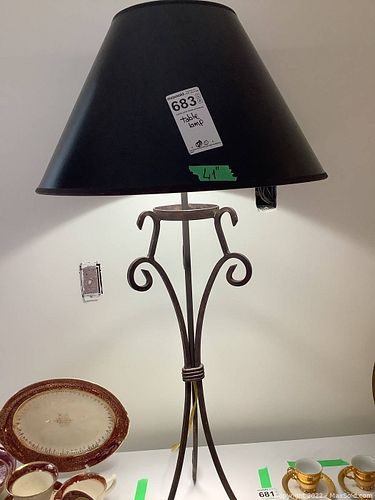 Lot #683 (1 of 5)