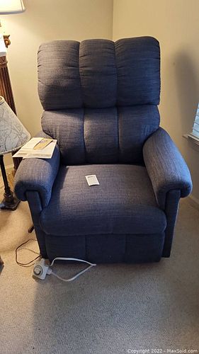Lot #466 (1 of 9)