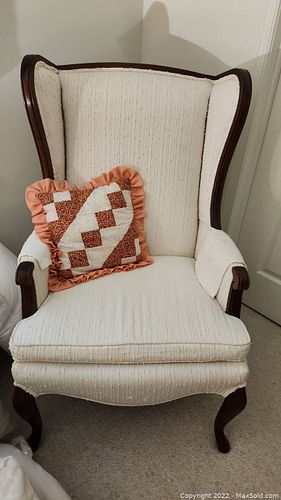 Lot #536 (1 of 9)