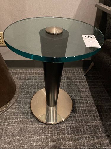 Lot #795 (1 of 10)