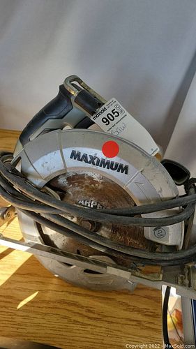 Lot #905 (1 of 5)