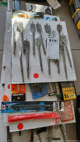 Lot #919 (1 of 12)