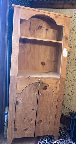 Lot #919 (1 of 8)