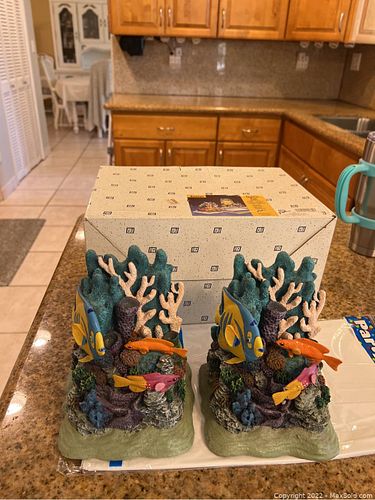 Lot #209 (1 of 9)