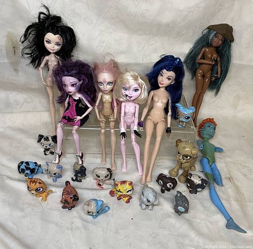 Lot #113 (1 of 8)